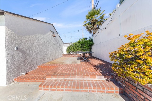 Detail Gallery Image 61 of 74 For 2950 N Lincoln St, Burbank,  CA 91504 - 3 Beds | 2 Baths