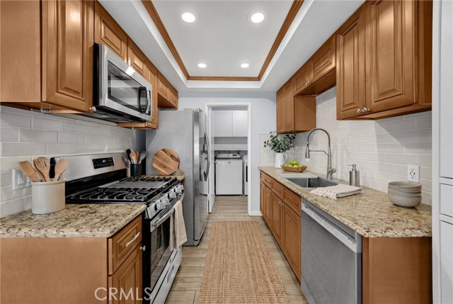 Detail Gallery Image 12 of 42 For 20276 Greenhill Lane #62,  Yorba Linda,  CA 92886 - 2 Beds | 1/1 Baths