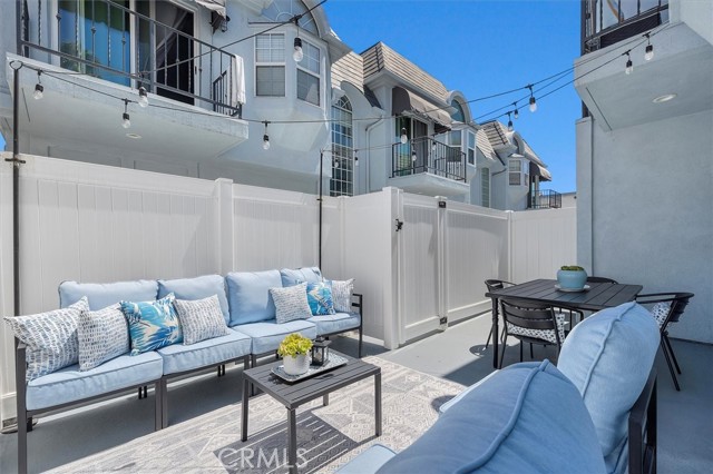 620 Catalina Avenue, Redondo Beach, California 90277, 3 Bedrooms Bedrooms, ,3 BathroomsBathrooms,Residential,For Sale,Catalina,SB25185938