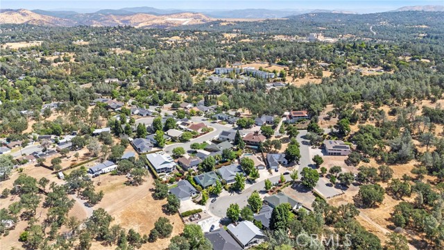 17 Pleasant Oak Lane, Oroville CA: https://media.crmls.org/medias/1815362c-d348-4be2-a1ae-1058ac8e363d.jpg