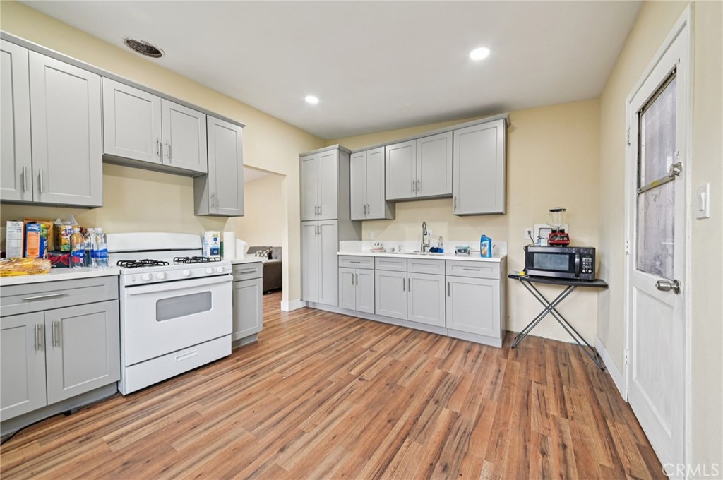 MLS #DW25183778 image #12