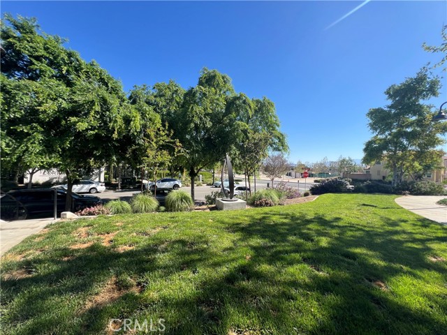 30441 Village Terrace Drive, Menifee CA: https://media.crmls.org/medias/1815c9d5-bf76-4baa-98b0-b298e3b85978.jpg