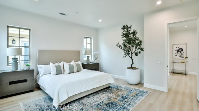 Detail Gallery Image 33 of 49 For 17413 Sienna Ln, Fountain Valley,  CA 92708 - 4 Beds | 4 Baths