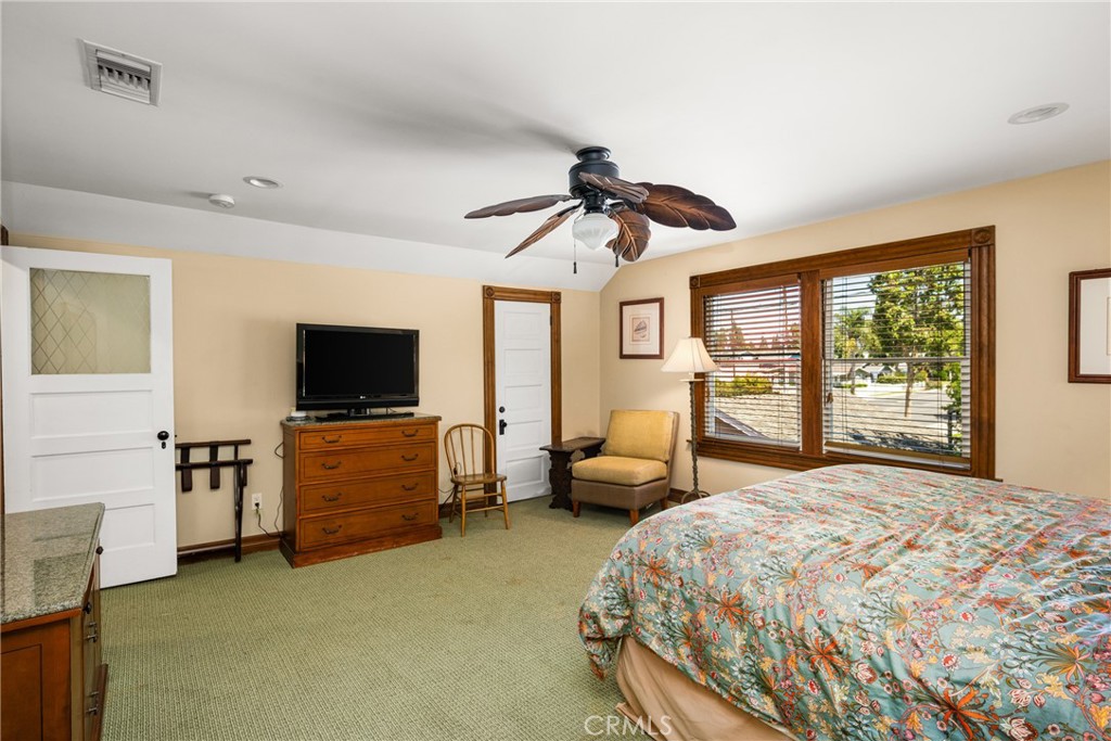 18176e31 2e32 4748 Bfe0 59e32faa70ca