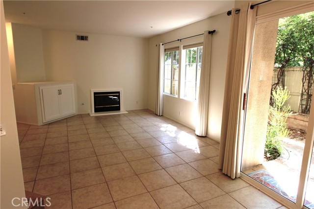 Detail Gallery Image 14 of 55 For 145 Islington, Irvine,  CA 92620 - 3 Beds | 2/1 Baths