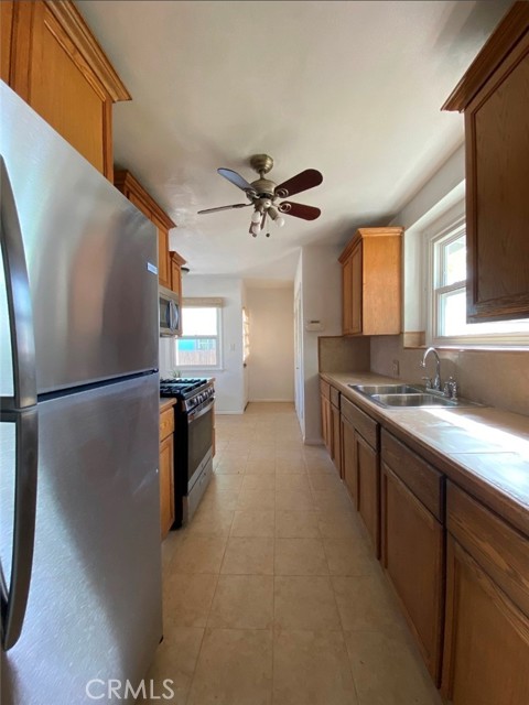 Detail Gallery Image 20 of 32 For 2034 Stoddard, Pomona,  CA 91768 - 3 Beds | 1 Baths