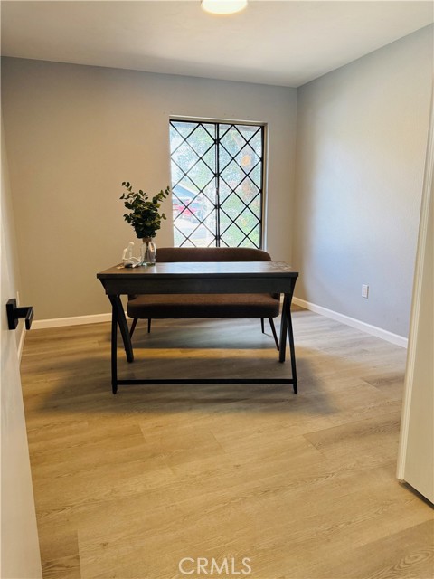 2919 S Caldwell Ave, Ontario CA: https://media.crmls.org/medias/18186011-f899-4c34-9a48-69edf467848f.jpg