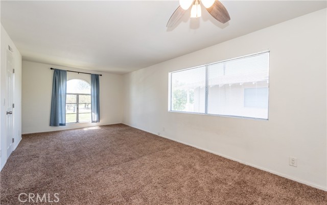 Detail Gallery Image 7 of 13 For 16052 Waikiki Ln, Huntington Beach,  CA 92649 - – Beds | – Baths