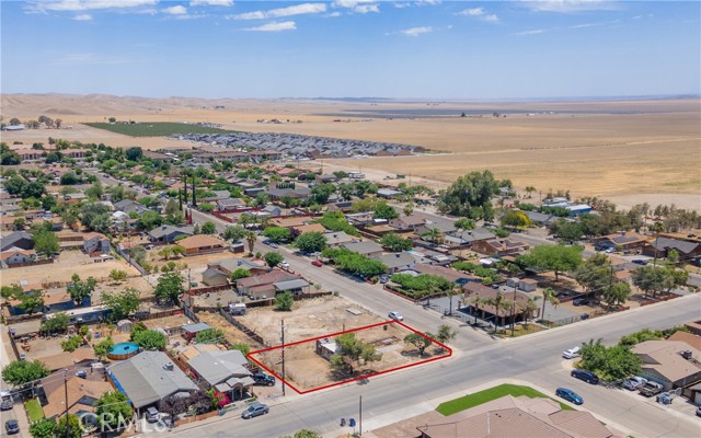 613 S Union Avenue, Avenal CA: https://media.crmls.org/medias/181999a1-fb98-4c4c-bdc5-44a11abd8bad.jpg