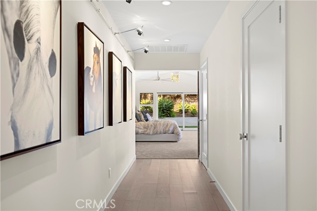 Detail Gallery Image 26 of 39 For 4000 Topside Ln, Corona Del Mar,  CA 92625 - 4 Beds | 2/1 Baths