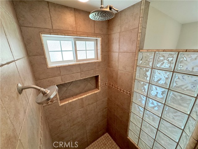 Detail Gallery Image 44 of 73 For 14260 Chinook Rd, Apple Valley,  CA 92307 - 5 Beds | 5/3 Baths