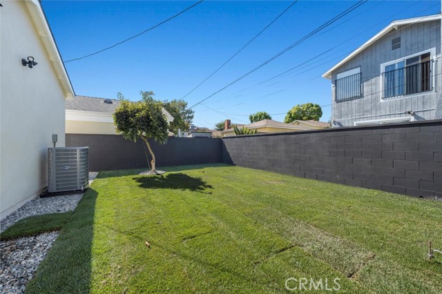 2411 Thomas Avenue, Redondo Beach CA: https://media.crmls.org/medias/181b8bf7-fd6d-45fe-aaad-4bf84114f9a8.jpg