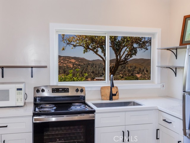 7491 Kingsbury Road, Templeton CA: https://media.crmls.org/medias/181bae12-5aa5-45f7-ad3c-da912a4bdc05.jpg