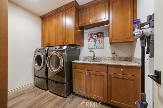 Image 28 of 49 For 4355 Ramona