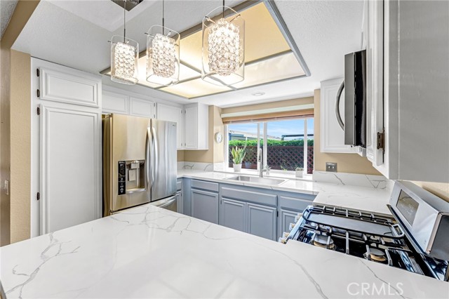 Detail Gallery Image 28 of 42 For 1771 Dumitru Way #C,  Corona,  CA 92881 - 2 Beds | 2/1 Baths