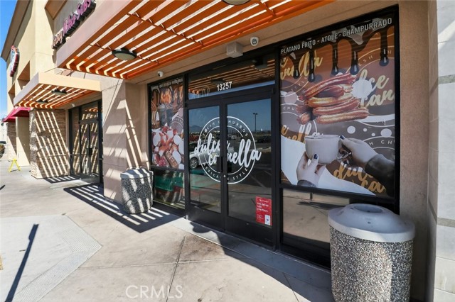 13257 Main Street, Hesperia CA: https://media.crmls.org/medias/181c082c-338a-490e-a589-7f22e1fdd23b.jpg