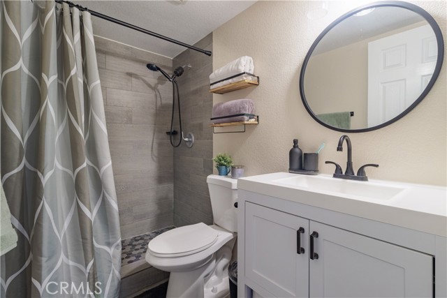 Detail Gallery Image 8 of 22 For 16970 Marygold Ave #75,  Fontana,  CA 92335 - 2 Beds | 2 Baths