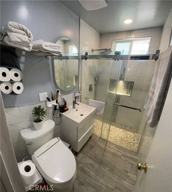 Detail Gallery Image 4 of 5 For 14813 Jeremie, Baldwin Park,  CA 91706 - 4 Beds | 2 Baths