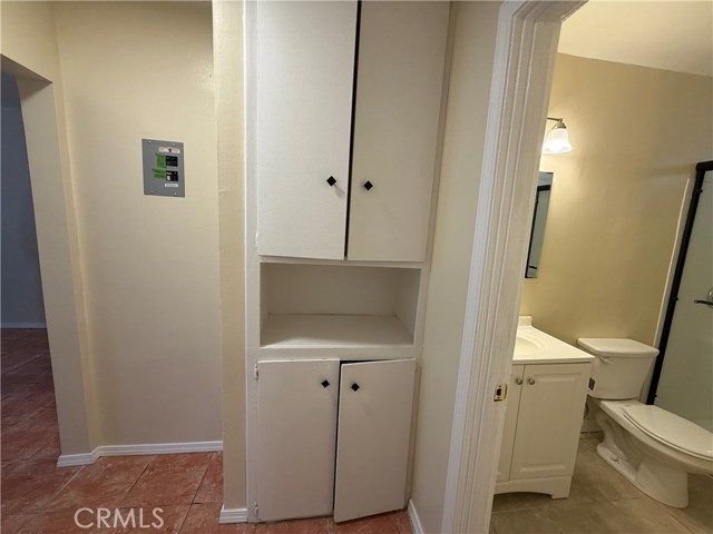 Detail Gallery Image 12 of 15 For 1805 S Rimpau, Los Angeles,  CA 90019 - 1 Beds | 1 Baths