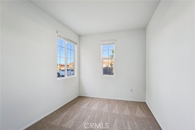 Detail Gallery Image 9 of 18 For 15378 Tomahawk St, Victorville,  CA 92394 - 3 Beds | 2 Baths