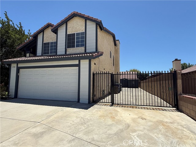 3318 Denise Street, Lancaster CA: https://media.crmls.org/medias/181d619a-1e12-4b78-b807-6dcbd081550b.jpg