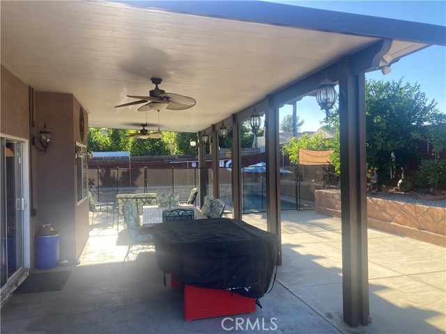 Detail Gallery Image 14 of 18 For 1241 Da Vinci Dr, San Jacinto,  CA 92583 - 4 Beds | 3 Baths