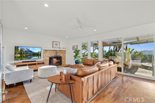 Detail Gallery Image 2 of 61 For 19519 Quail Creek Pl, Porter Ranch,  CA 91326 - 4 Beds | 3 Baths