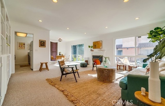 1127 E Del Mar Boulevard, Pasadena CA: https://media.crmls.org/medias/181ea928-08e9-4670-89e6-0f6e13960505.jpg