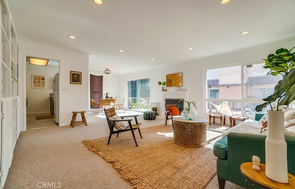 1127 E Del Mar Boulevard #334