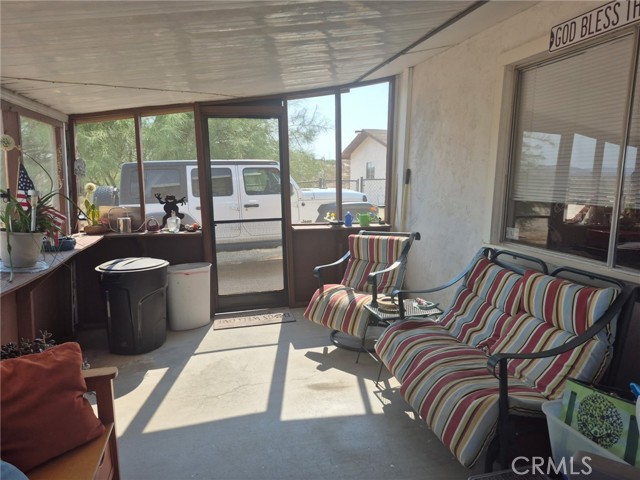 63737 Gibson Road, Joshua Tree CA: https://media.crmls.org/medias/181eaa18-7e08-4eb6-af7c-97ee55afe933.jpg