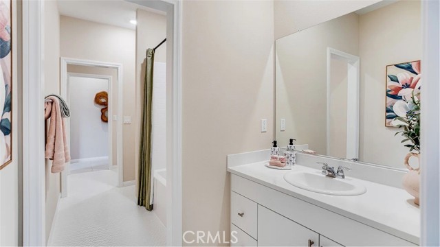 17558 Crabtree Meadows, Hesperia CA: https://media.crmls.org/medias/181fc342-0a82-49ba-9a40-8663c37c47c4.jpg