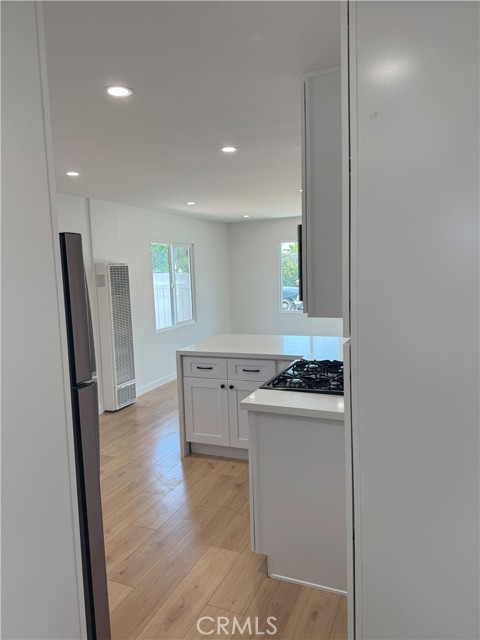 315 S Walnut Avenue, Placentia CA: https://media.crmls.org/medias/18208126-962b-4e55-b4bb-3ef03864c546.jpg