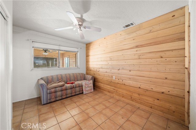 Detail Gallery Image 13 of 22 For 14433 Roy Rogers Ranch, Oro Grande,  CA 92368 - 6 Beds | 5 Baths