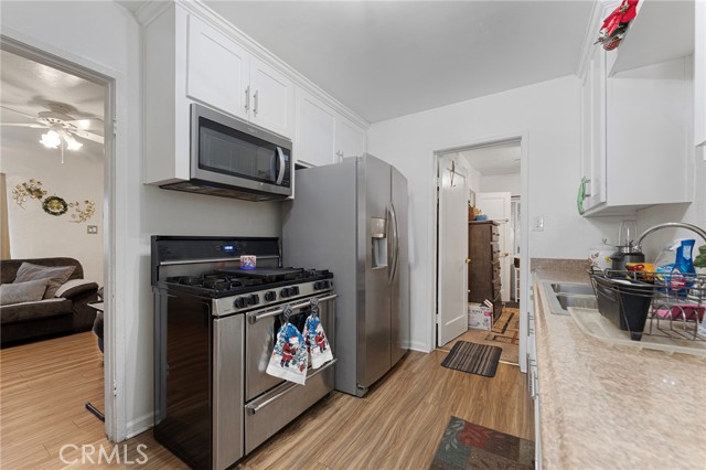 Detail Gallery Image 12 of 26 For 1722 Davidson, San Bernardino,  CA 92411 - 3 Beds | 1 Baths