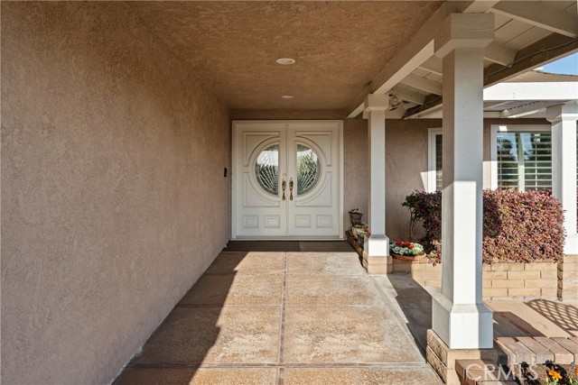 Detail Gallery Image 8 of 63 For 8690 Los Coyotes Dr, Buena Park,  CA 90621 - 6 Beds | 4/1 Baths