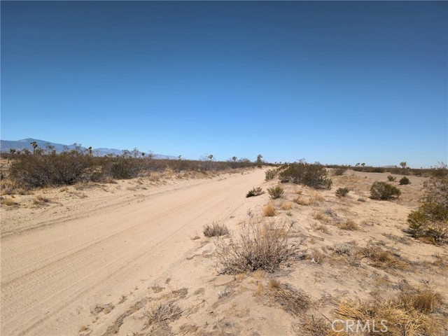 0 Rancho Rd #4, Adelanto CA: https://media.crmls.org/medias/18213013-3e9d-4350-9ced-dec035456188.jpg