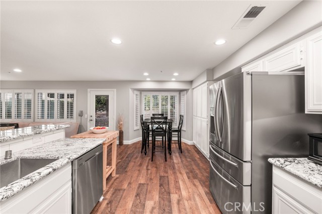 Detail Gallery Image 15 of 53 For 14528 Oxer Ct, Fontana,  CA 92336 - 4 Beds | 3 Baths