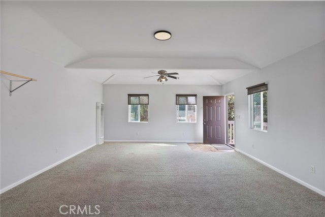 4489 Paula Ave, Lakewood CA: https://media.crmls.org/medias/1822940f-82f2-4022-8dec-8d88e1efdc62.jpg