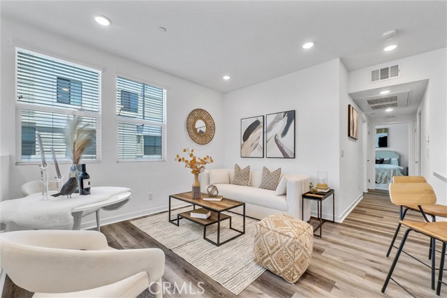 11047 Wander Drive, Rancho Cucamonga CA: https://media.crmls.org/medias/1822c103-c6cf-4c96-aded-f34a22940119.jpg