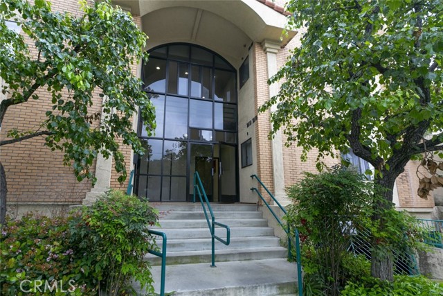 Detail Gallery Image 21 of 22 For 450 W Dryden St #104,  Glendale,  CA 91202 - 2 Beds | 2 Baths