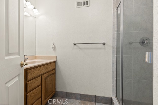 3 Town Hill Way, Berry Creek CA: https://media.crmls.org/medias/18233a85-a159-42e8-8e8c-f97a95f929db.jpg