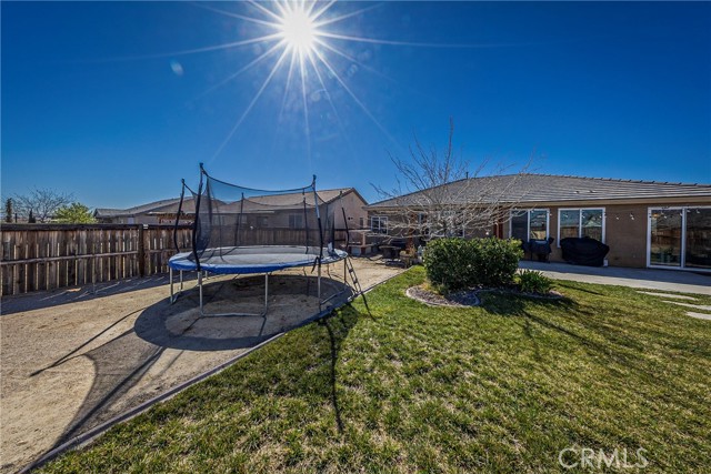 Detail Gallery Image 22 of 23 For 13974 Old Mill Ln., Victorville,  CA 92394 - 4 Beds | 2 Baths