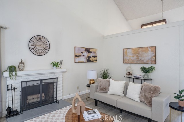 Detail Gallery Image 7 of 42 For 13052 Laramore Ln, Garden Grove,  CA 92843 - 4 Beds | 2 Baths