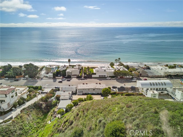 Detail Gallery Image 3 of 35 For 22445 22455 Pacific Coast, Malibu,  CA 90265 - – Beds | – Baths
