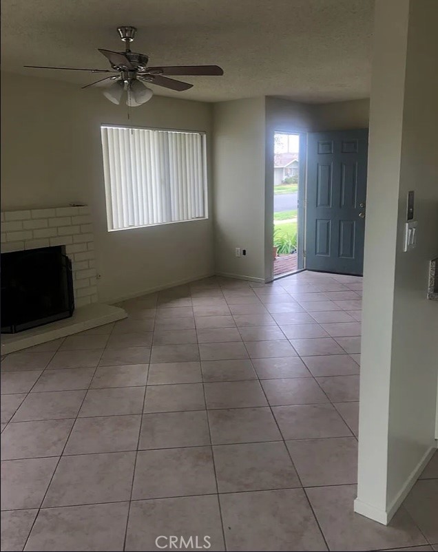 3238 W Cabot Drive, Anaheim CA: https://media.crmls.org/medias/1824fcd2-9f58-480f-9db9-90dc2352401a.jpg