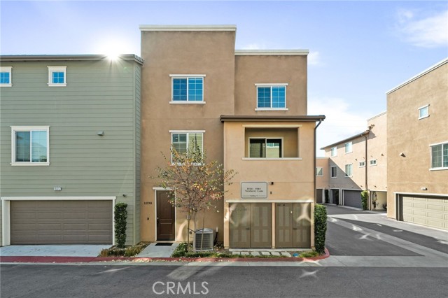 Detail Gallery Image 1 of 36 For 1038 Newberry Ln, Claremont,  CA 91711 - 2 Beds | 2/1 Baths