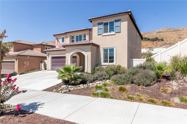 31058 Avenida Ramblas, Highland CA: https://media.crmls.org/medias/18255185-e4d3-4381-a760-54fe3ba7f103.jpg