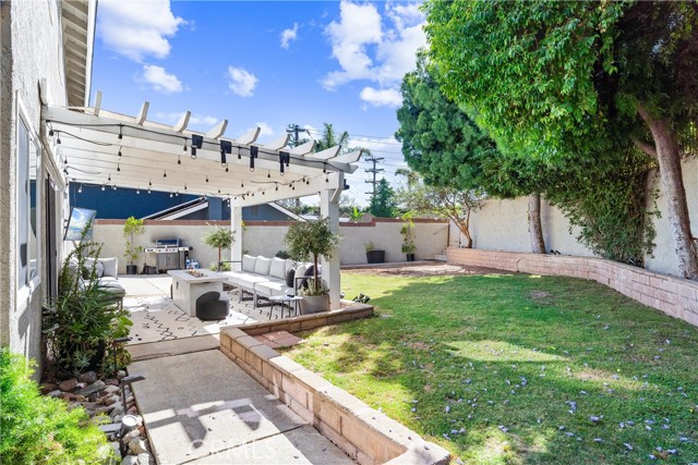 Detail Gallery Image 24 of 59 For 1421 Woodcrest Ave, Brea,  CA 92821 - 4 Beds | 2/1 Baths