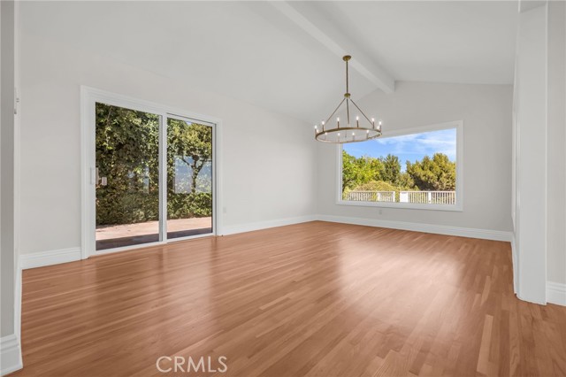 Detail Gallery Image 13 of 56 For 2417 Sunnyside Ridge Rd, Rancho Palos Verdes,  CA 90275 - 4 Beds | 3/1 Baths