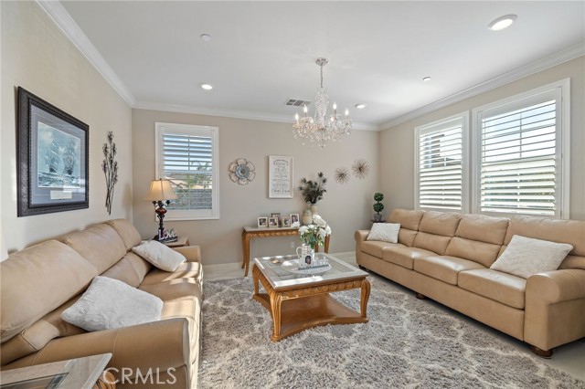 Detail Gallery Image 12 of 72 For 6962 Housatonic Ct, Jurupa Valley,  CA 91752 - 5 Beds | 3 Baths